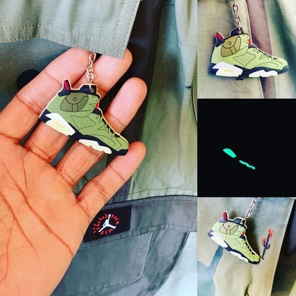 “CacTuS JacK” AJ6 TRAVIS SCOTT KEY CHAINS … - Picture 2 of 9